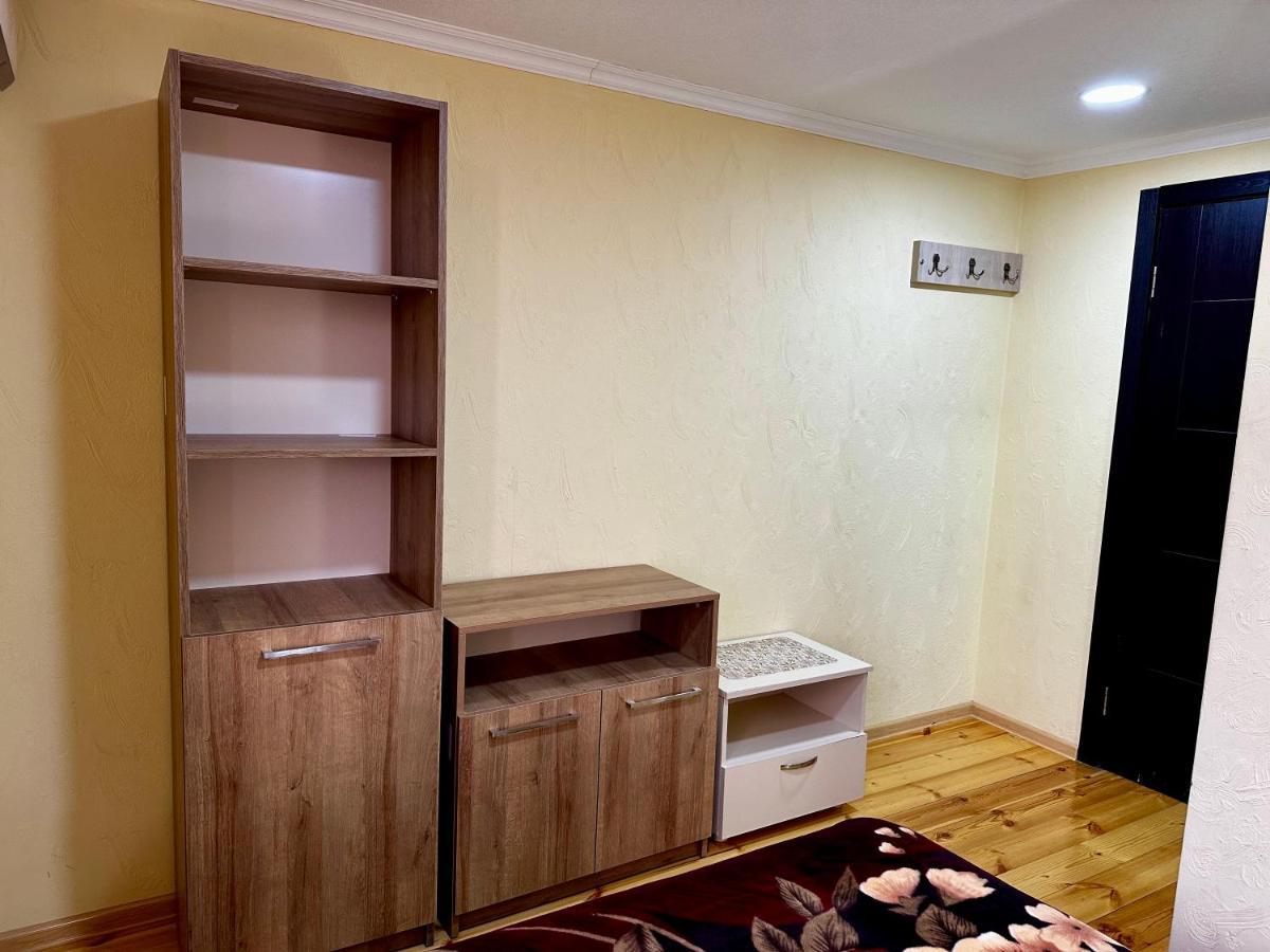 Hotel 9Th Sky Kutaisi Luaran gambar