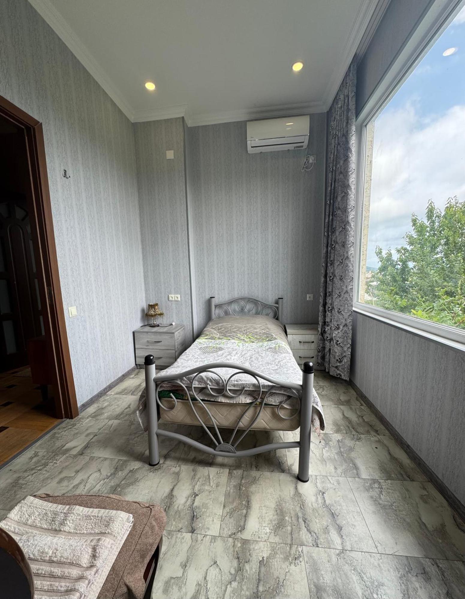 Hotel 9Th Sky Kutaisi Luaran gambar