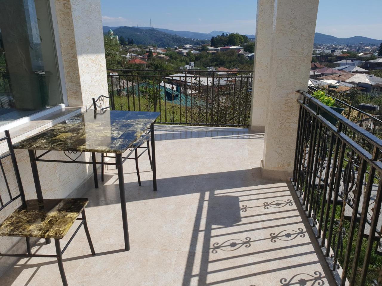 Hotel 9Th Sky Kutaisi Luaran gambar