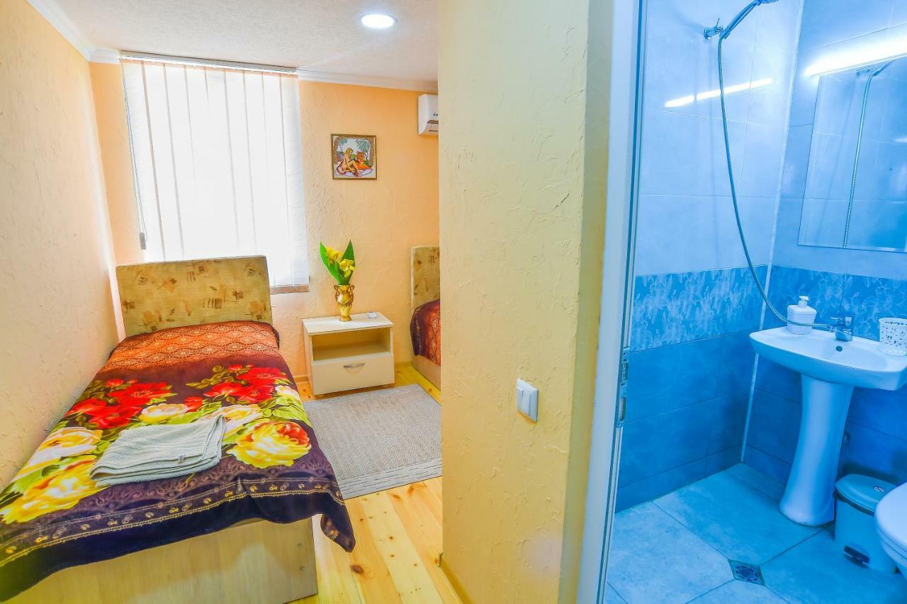 Hotel 9Th Sky Kutaisi Luaran gambar