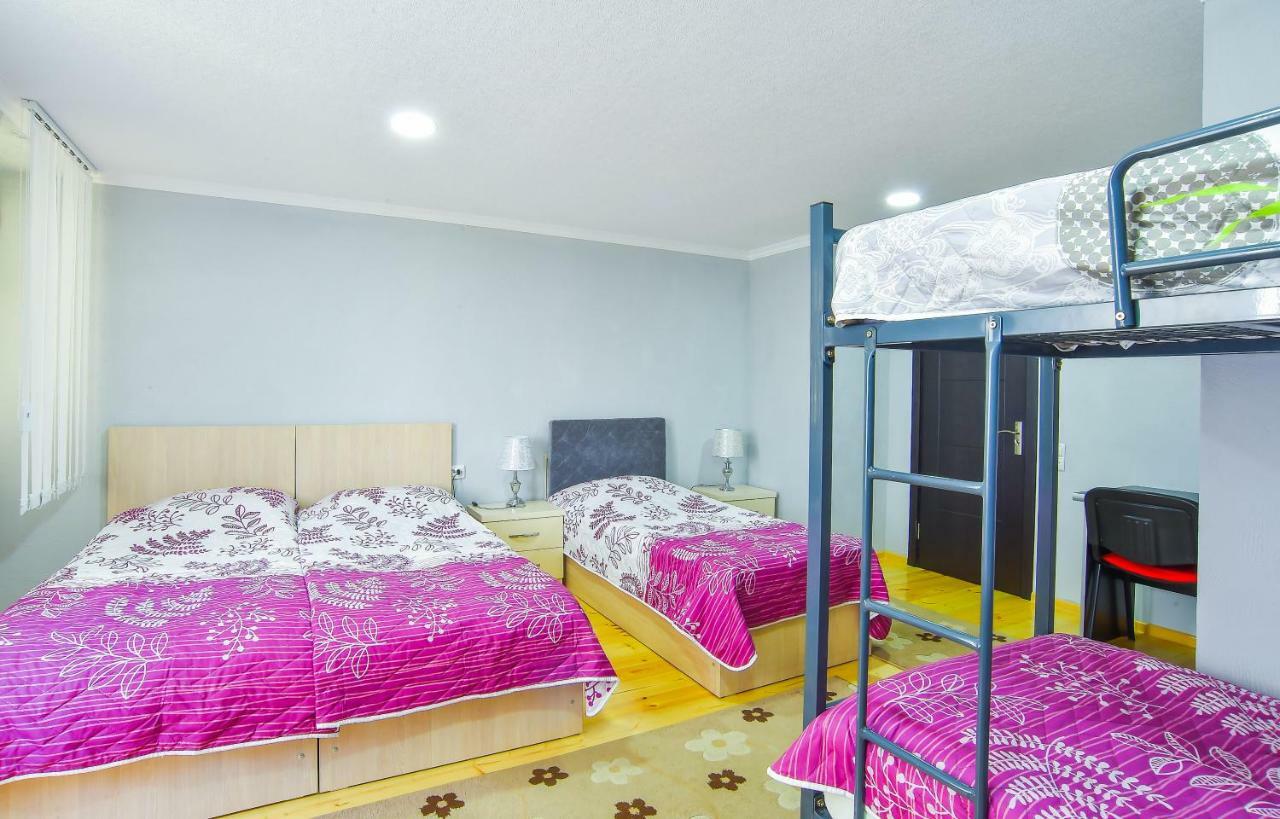 Hotel 9Th Sky Kutaisi Luaran gambar